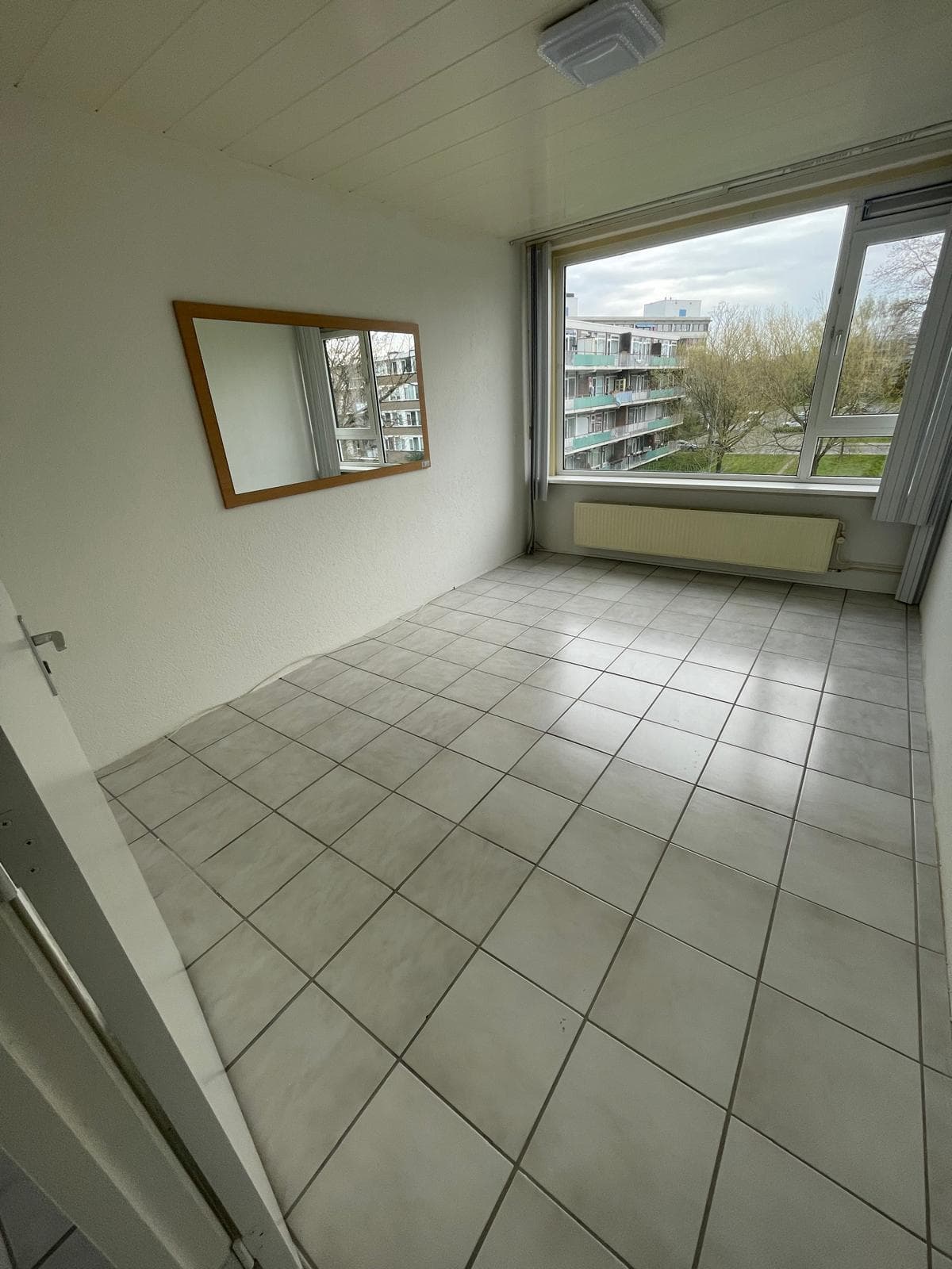 Slaapkamer met daglicht.