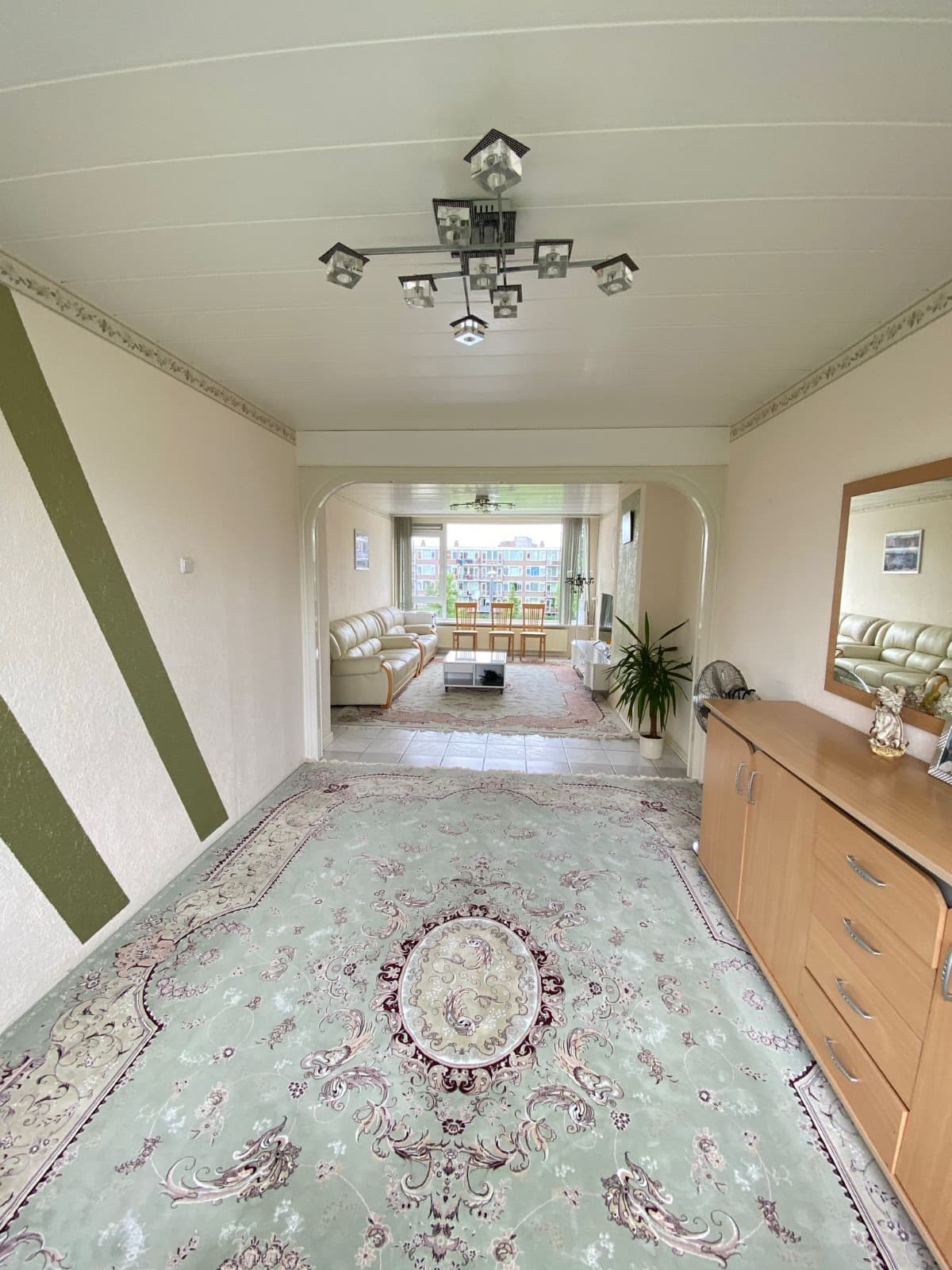 Woonkamer van het 4-kamerappartement.